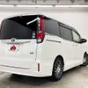 toyota noah 2015 504928-922046 image 2