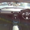mazda roadster 2009 CFJ1739309 image 2