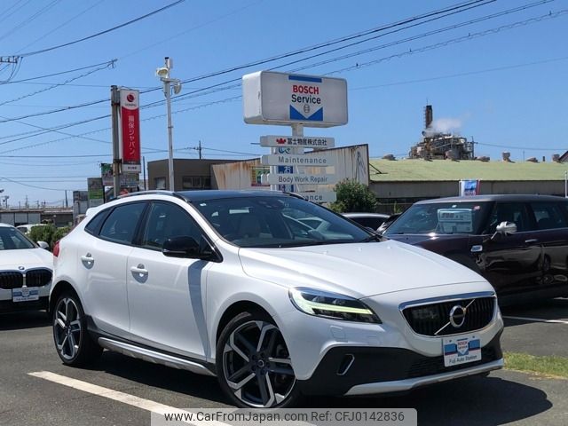 volvo v40 2018 -VOLVO--Volvo V40 LDA-MD4204T--YV1MZA8RDJ2157553---VOLVO--Volvo V40 LDA-MD4204T--YV1MZA8RDJ2157553- image 1