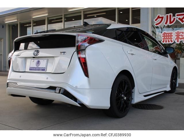 toyota prius 2018 quick_quick_ZVW50_ZVW50-8086649 image 2