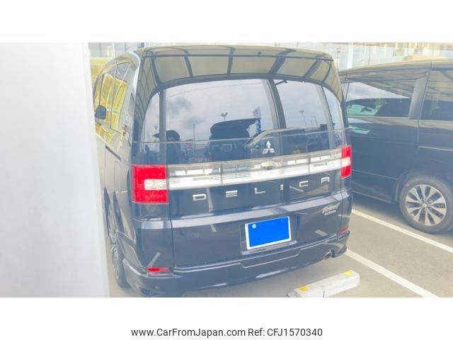 mitsubishi delica-d5 2010 CFJ1570340 image 2