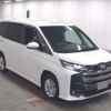 toyota noah 2022 quick_quick_6AA-ZWR95W_ZWR95-0010113 image 1