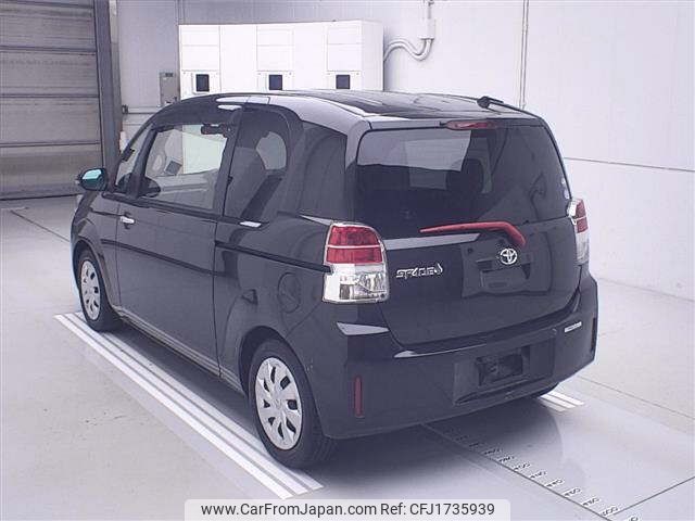 toyota spade 2017 CFJ1735939 image 2