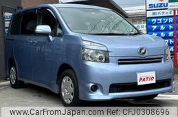 toyota voxy 2010 TE5778