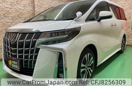 car_8f72841a-50e3-411b-a1f5-