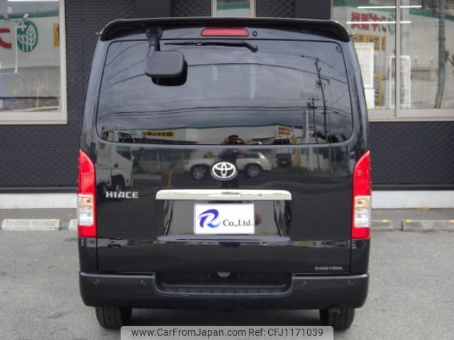 toyota hiace-van 2024 quick_quick_3DF-GDH201V_GDH201-1102743 image 2
