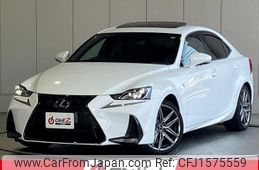 lexus is 2016 CFJ1575559