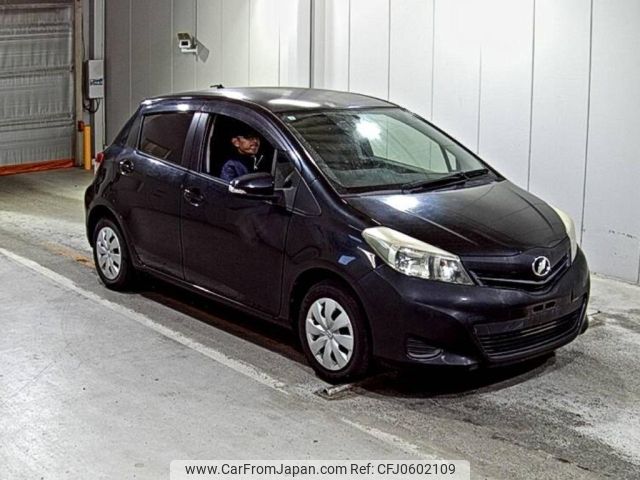 toyota vitz 2013 -TOYOTA--Vitz KSP130-2094939---TOYOTA--Vitz KSP130-2094939- image 1