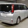 toyota noah 2016 -TOYOTA 【奈良 501ﾉ7083】--Noah DBA-ZRR80G--ZRR80-0223223---TOYOTA 【奈良 501ﾉ7083】--Noah DBA-ZRR80G--ZRR80-0223223- image 2