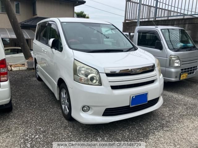 toyota noah 2007 CFJ1548729 image 2