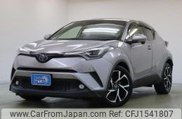 toyota c-hr 2018 CFJ1541807