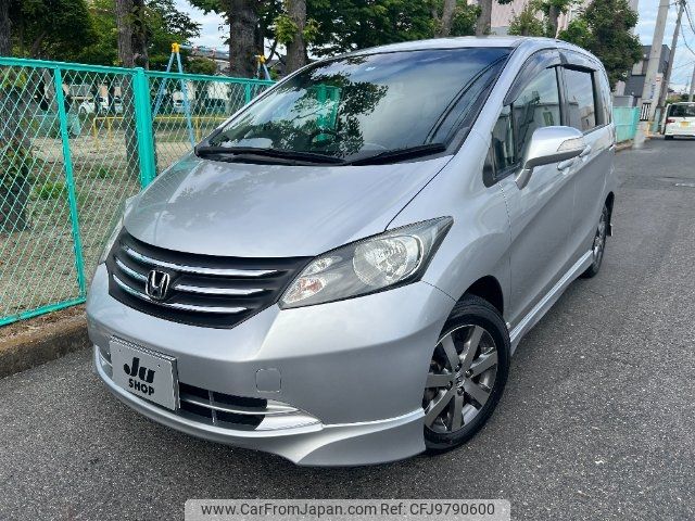 honda freed 2011 CFJ9790600 image 1