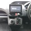 toyota noah 2015 ENHANCEAUTO_1_ea300230 image 22