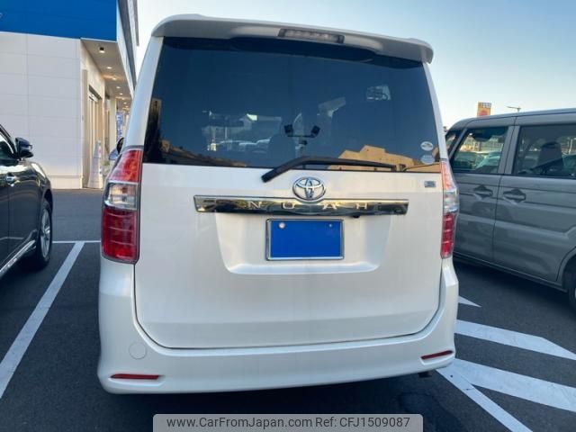 toyota noah 2010 CFJ1509087 image 2