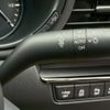 mazda mazda3-fastback 2020 CFJ1896613 image 11