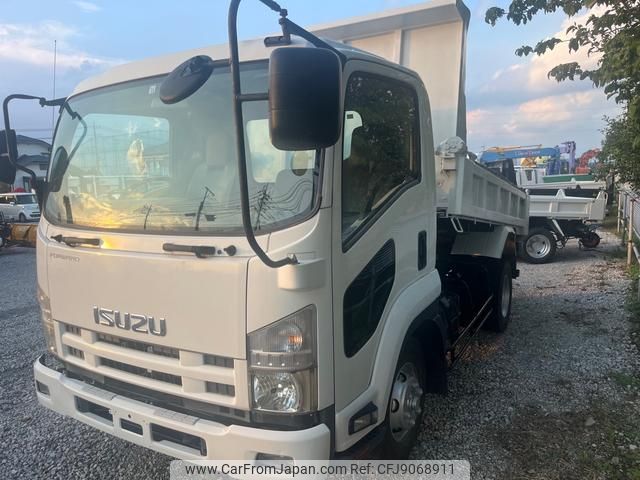 isuzu forward 2012 CFJ9068911 image 2