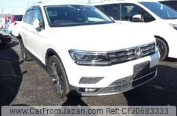 volkswagen tiguan 2020 -VOLKSWAGEN--VW Tiguan LDA-5NDFGF--5NDFGF-880806---VOLKSWAGEN--VW Tiguan LDA-5NDFGF--5NDFGF-880806-