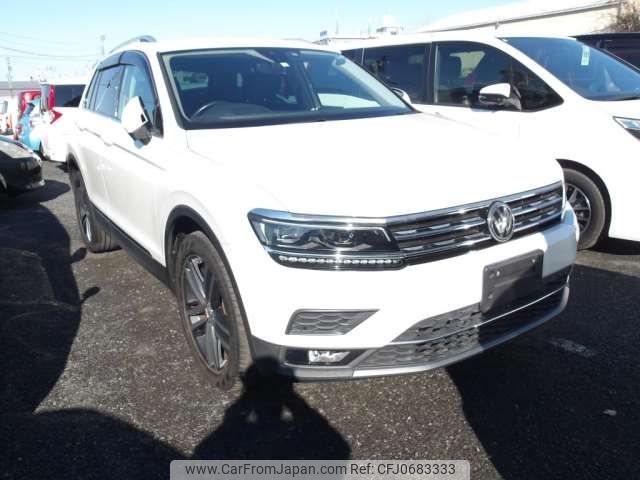 volkswagen tiguan 2020 -VOLKSWAGEN--VW Tiguan LDA-5NDFGF--5NDFGF-880806---VOLKSWAGEN--VW Tiguan LDA-5NDFGF--5NDFGF-880806- image 1