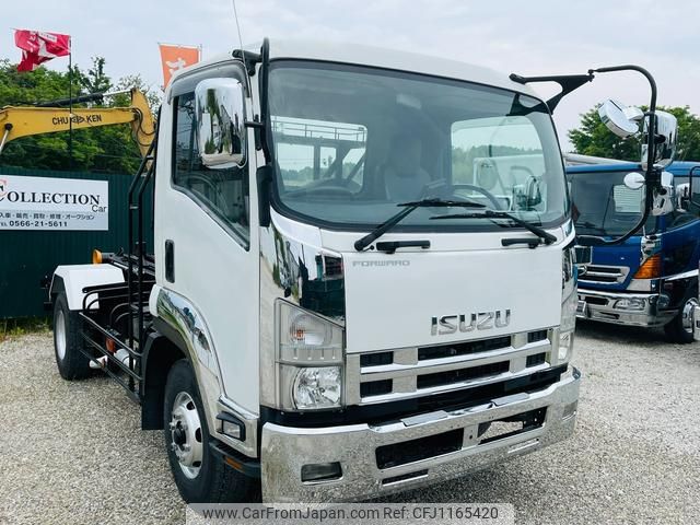 isuzu forward 2010 GOO_NET_EXCHANGE_0208918A30250517W001 image 1