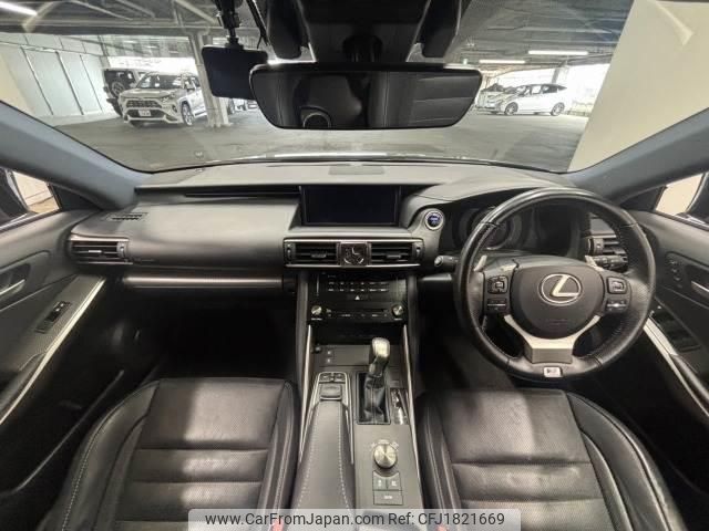 lexus is 2017 CFJ1821669 image 2