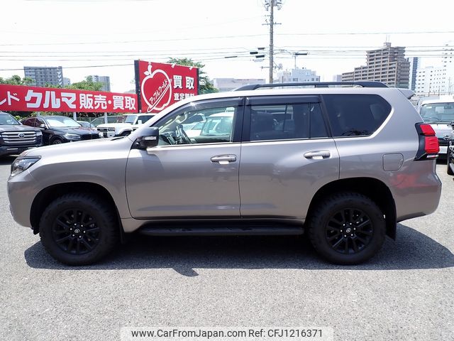 toyota land-cruiser-prado 2023 25431707 image 2