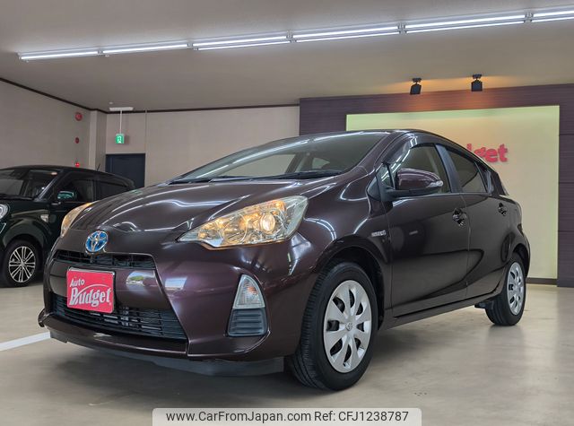 toyota aqua 2014 BD25051A8930 image 1