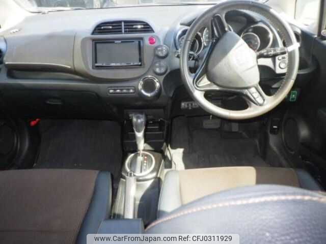 honda fit-shuttle 2012 TE2497 image 2