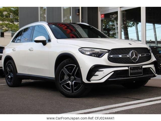 mercedes-benz glc-class 2023 quick_quick_3CA-254605_W1N2546052F005679 image 1