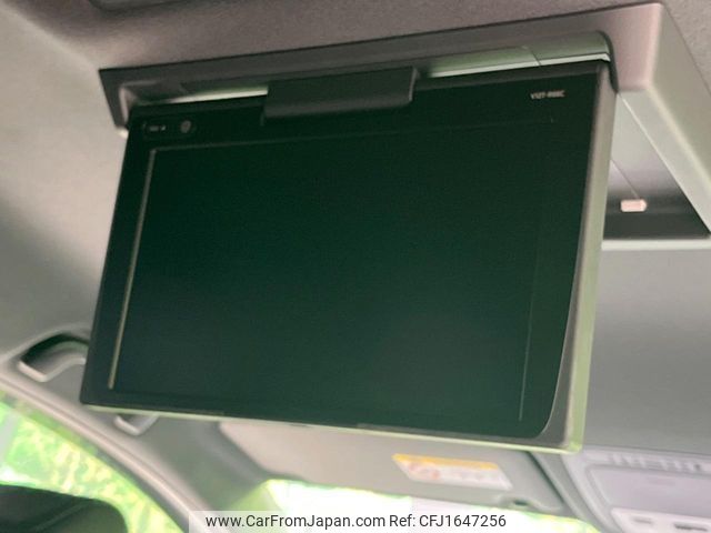 toyota noah 2018 CFJ1647256 image 2