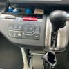 honda stepwagon 2011 CFJ1565022 image 15
