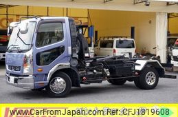 mitsubishi-fuso fighter 2018 CFJ1819608