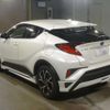 toyota c-hr 2020 quick_quick_6AA-ZYX11_ZYX11-2014765 image 3