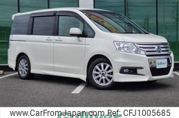 honda stepwagon 2010 CFJ1005685