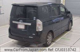 toyota voxy 2009 TE645