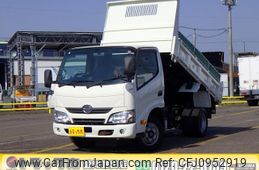 hino dutro 2016 CFJ0952919