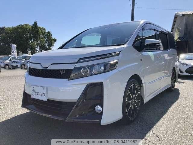 toyota voxy 2017 quick_quick_DBA-ZRR80W_ZRR80-0318517 image 2