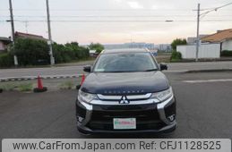 mitsubishi outlander 2018 504749-RAOID:13783