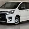 toyota voxy 2016 221 image 1