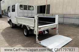 nissan atlas 2004 CFJ1797831