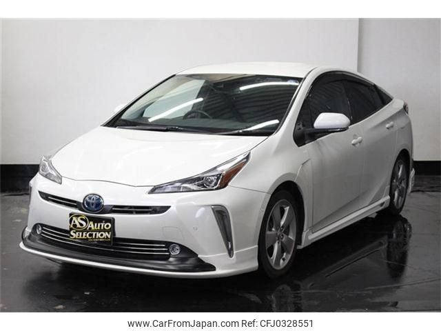 toyota prius 2019 -TOYOTA 【札幌 30Mﾋ111】--Prius ZVW55--8069131---TOYOTA 【札幌 30Mﾋ111】--Prius ZVW55--8069131- image 1