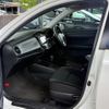 toyota corolla-axio 2017 GOO_JP_700055065930250509001 image 38