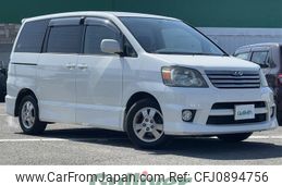 toyota noah 2002 -TOYOTA--Noah TA-AZR60G--AZR60-0135153---TOYOTA--Noah TA-AZR60G--AZR60-0135153-