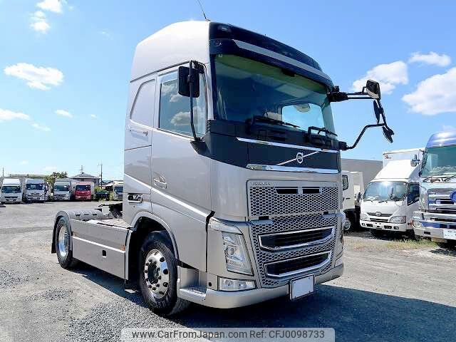 volvo volvo-others 2018 -VOLVO--Volvo QKG-H2TEA1--YV2RM00AXJA-826540---VOLVO--Volvo QKG-H2TEA1--YV2RM00AXJA-826540- image 2