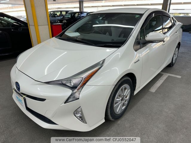 toyota prius 2016 AF-ZVW50-6003967 image 1