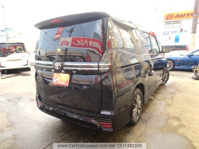 toyota voxy 2023 -TOYOTA--Voxy 6BA-MZRA90W--MZRA90-0052562---TOYOTA--Voxy 6BA-MZRA90W--MZRA90-0052562- image 2