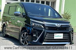 toyota voxy 2018 CFJ1627111