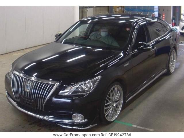 toyota crown-majesta 2013 quick_quick_DAA-GWS214_6001095 image 2