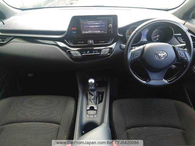 toyota c-hr 2017 -TOYOTA--C-HR DAA-ZYX10--ZYX10-2003607---TOYOTA--C-HR DAA-ZYX10--ZYX10-2003607- image 2