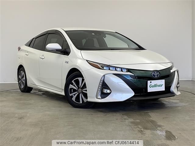 toyota prius-phv 2018 -TOYOTA--Prius PHV DLA-ZVW52--ZVW52-3052575---TOYOTA--Prius PHV DLA-ZVW52--ZVW52-3052575- image 1