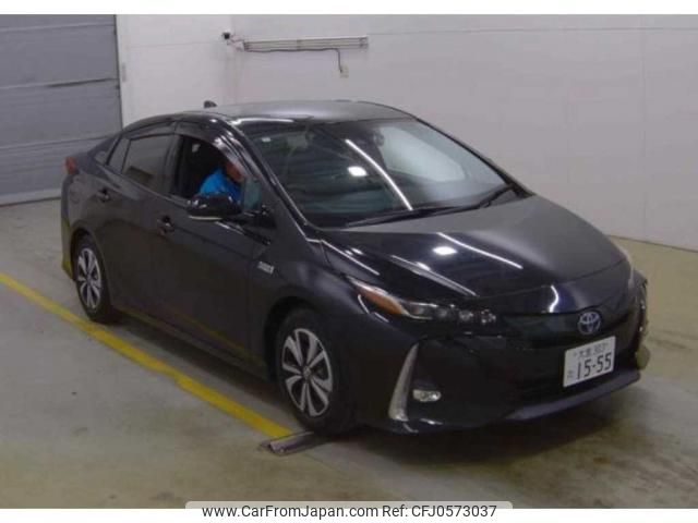 toyota prius-phv 2017 quick_quick_DLA-ZVW52_3020830 image 1